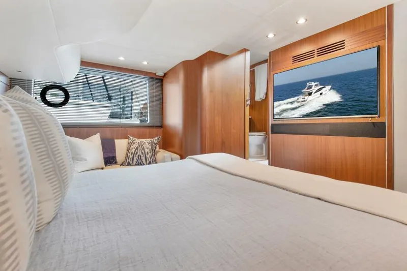 Elisea Yacht Photos Pics VIP Stateroom