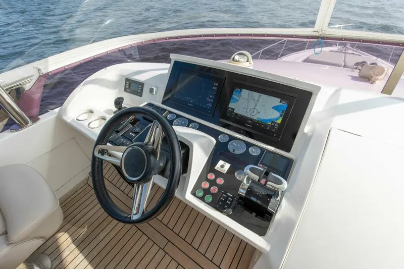 Elisea Yacht Photos Pics Flybridge Helm