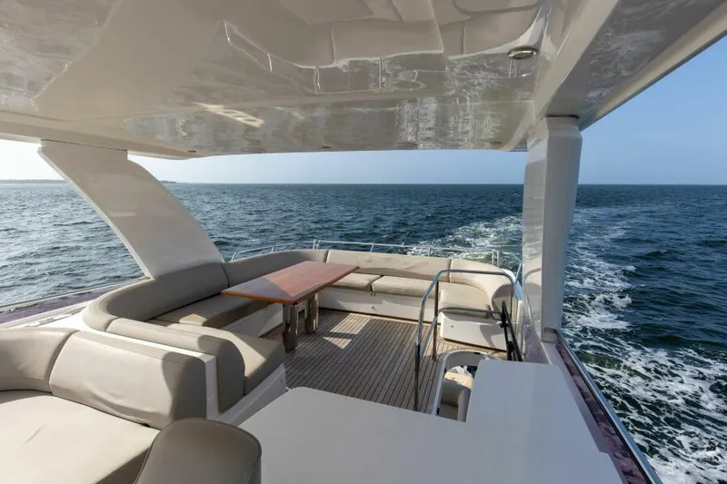 Elisea Yacht Photos Pics Flybridge