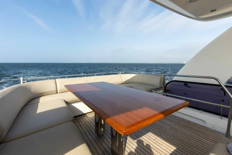 Elisea Yacht Photos Pics Flybridge