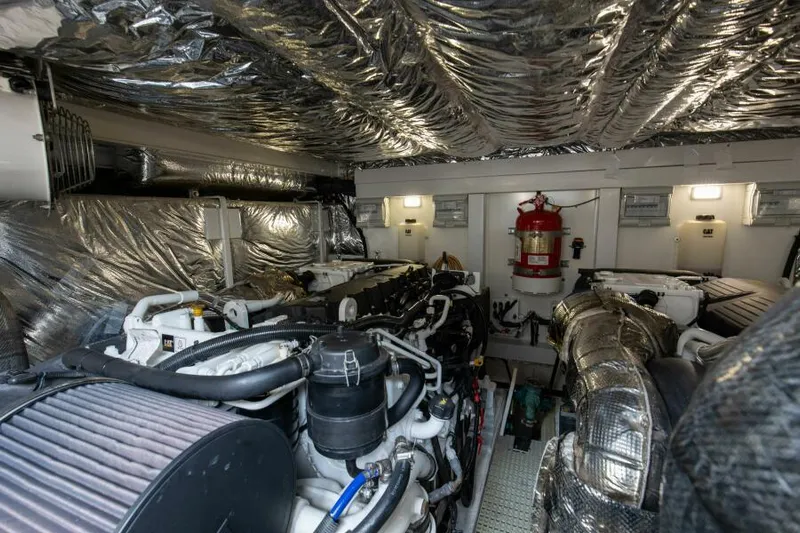 Elisea Yacht Photos Pics Engine Room