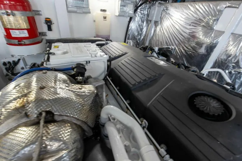 Elisea Yacht Photos Pics Engine Room