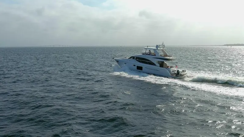 Elisea Yacht Photos Pics Running Profile