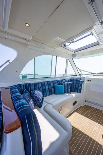 Renie Vee Yacht Photos Pics 