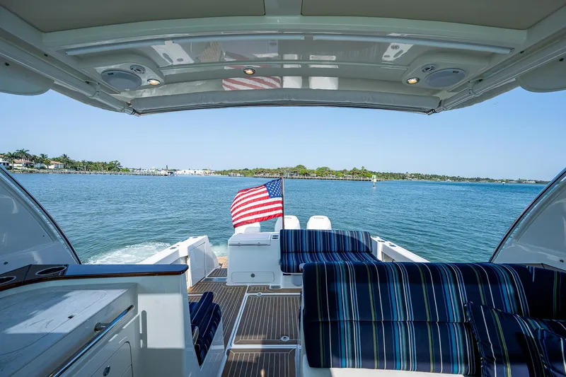 Renie Vee Yacht Photos Pics 