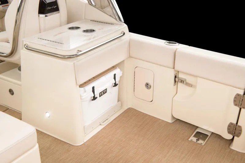  Yacht Photos Pics Manufacturer Provided Image