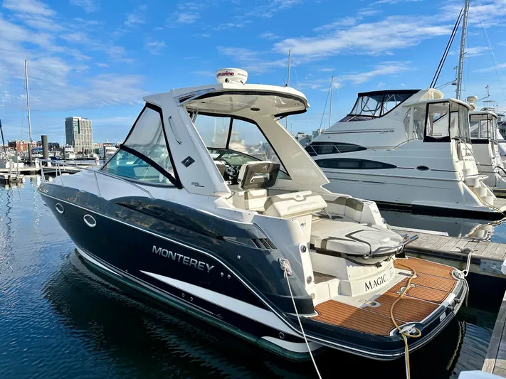 Magic Ten Yacht Photos Pics 