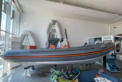 2025 Bombard Explorer 600 Escape