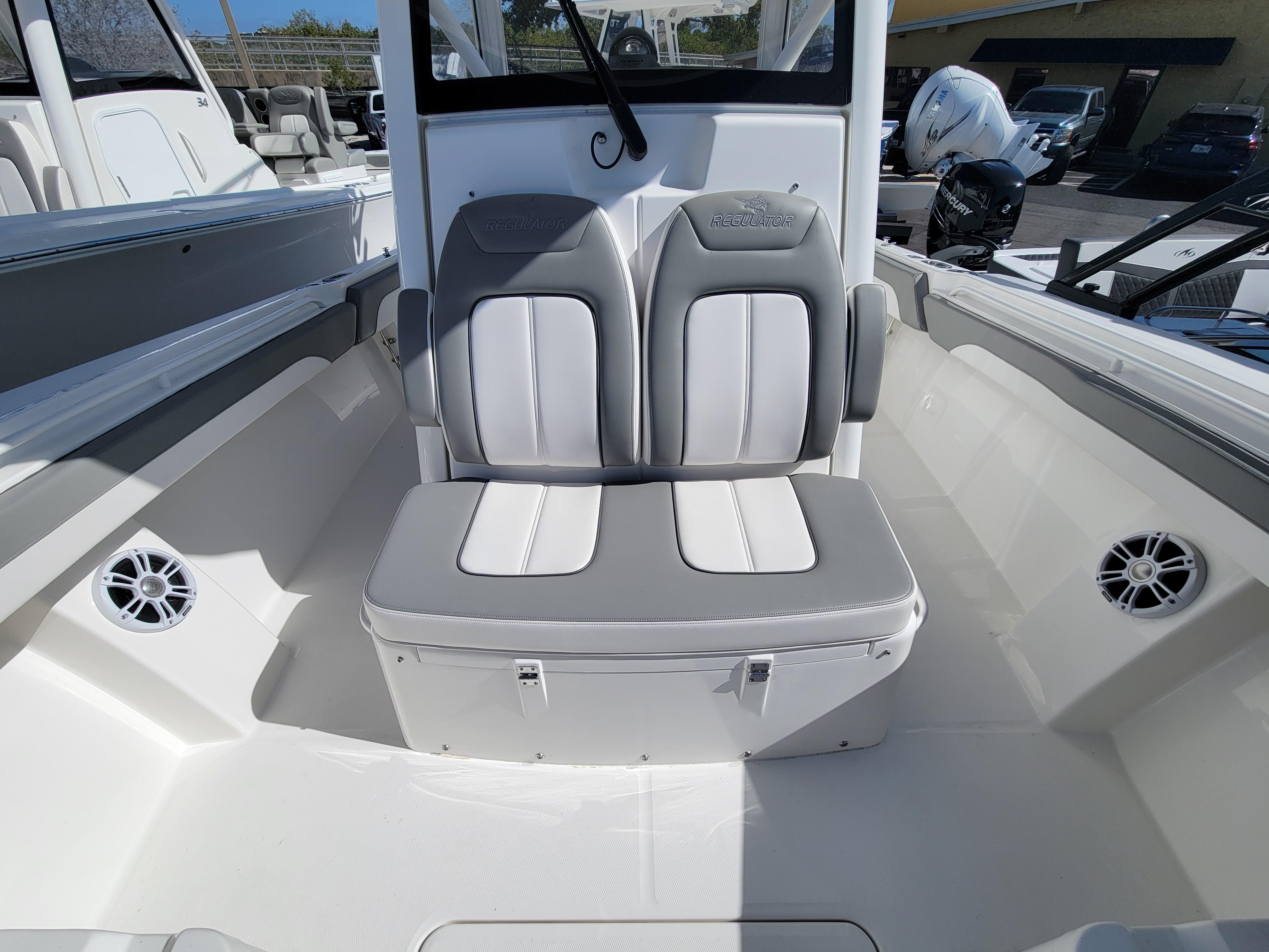 2023 Regulator 34 Center Console for sale - YachtWorld