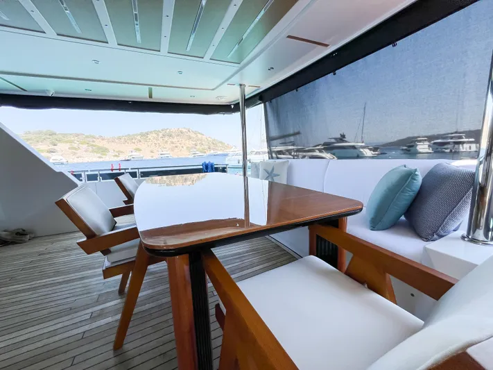 Saadet Sultan Yacht Photos Pics 