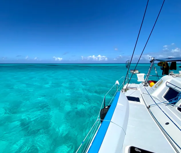 Majestic Yacht Photos Pics Sailing on turquoise waters with a 1999 St Francis 44 MKII catamaran.