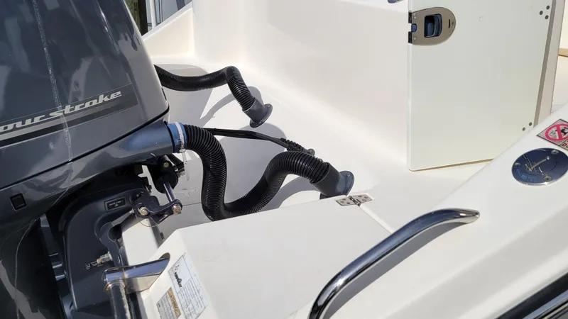  Yacht Photos Pics Transom Area