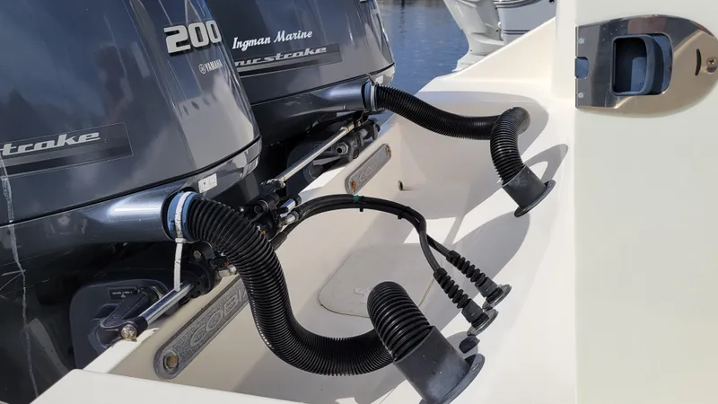  Yacht Photos Pics Engine Lines in Great Shape