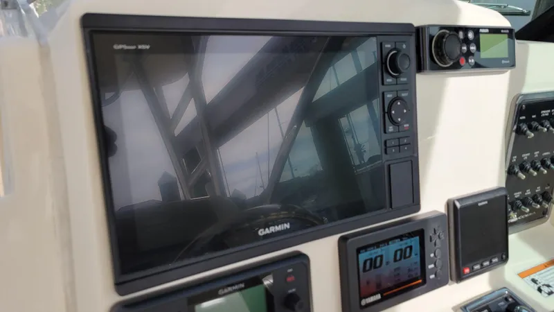  Yacht Photos Pics 12" GarminMap XSV GPS/Plotter
