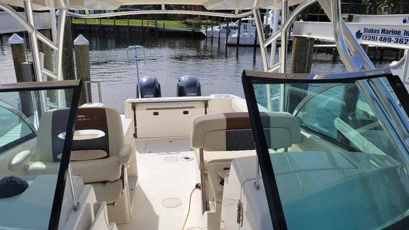  Yacht Photos Pics Split Windscreen