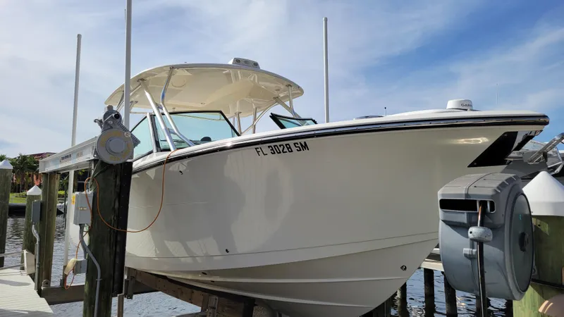  Yacht Photos Pics Starboard Bow View