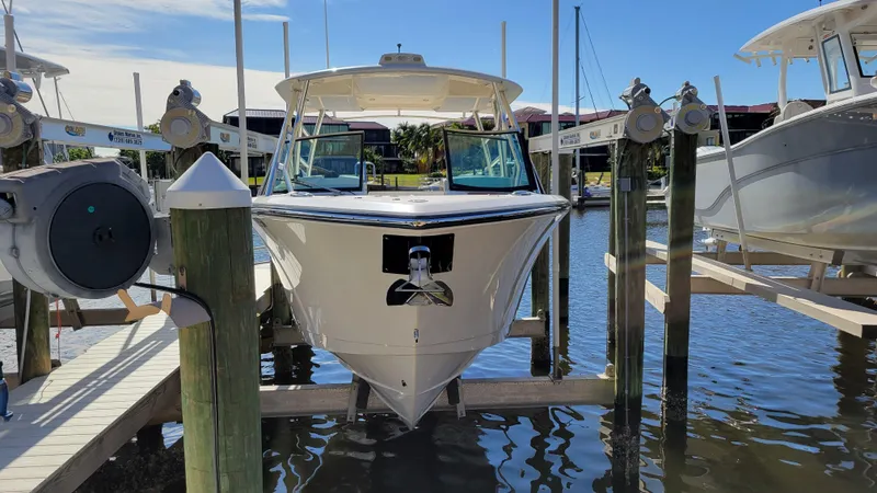  Yacht Photos Pics Bow On