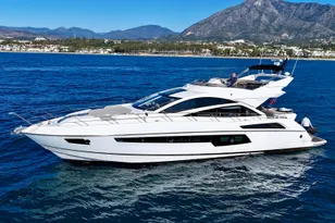 2016 Sunseeker 68 Sport Yacht