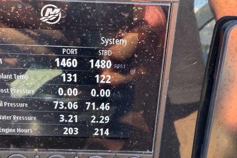  Yacht Photos Pics Display screen showing engine system data for Schaefer 303, 2021 model.