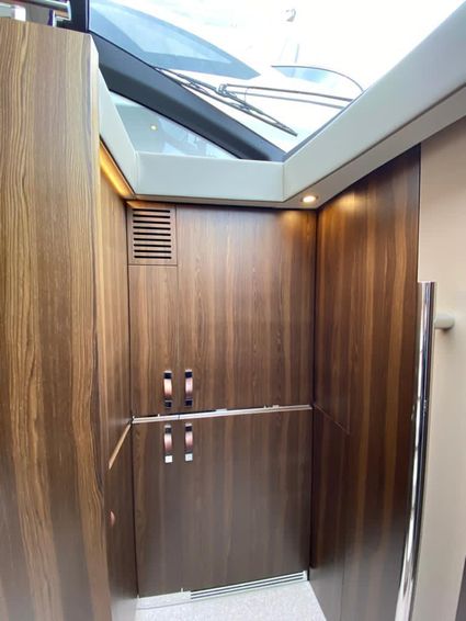 2021-52-9-azimut-50