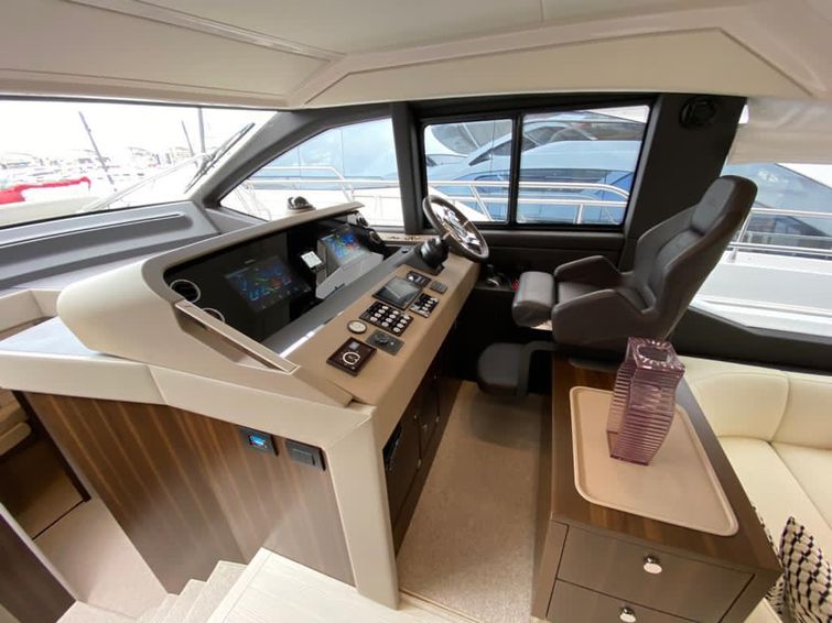 2021-52-9-azimut-50