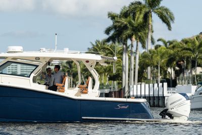 Yacht