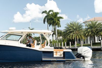 Yacht