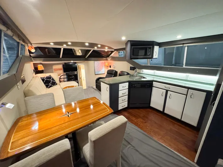 S-dan Yacht Photos Pics 1998 Mainship 47 Galley