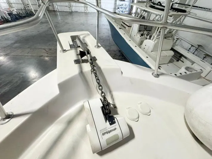 S-dan Yacht Photos Pics 1998 Mainship 47 Bow