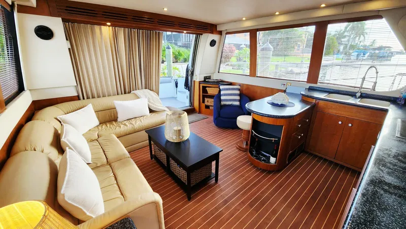 Kateri Marie Yacht Photos Pics 