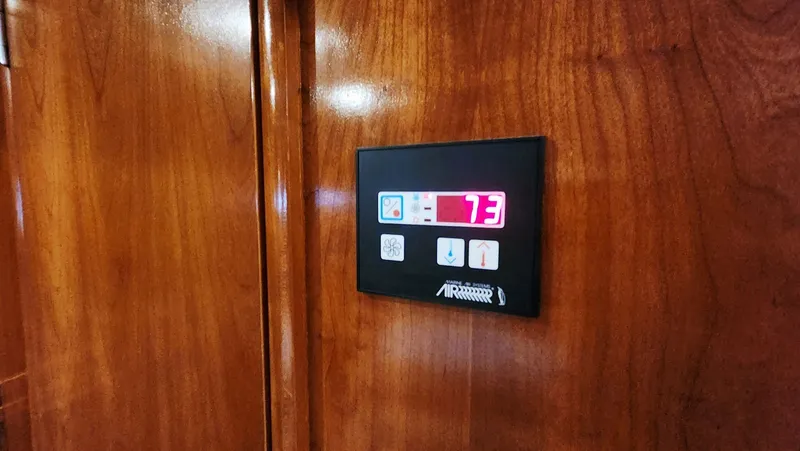 Kateri Marie Yacht Photos Pics 