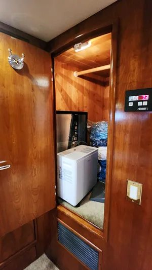 Kateri Marie Yacht Photos Pics 