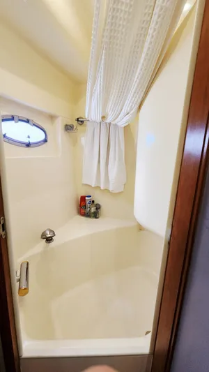 Kateri Marie Yacht Photos Pics 