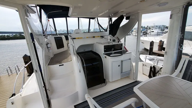 Loon A Sea Yacht Photos Pics Sundeck Forward