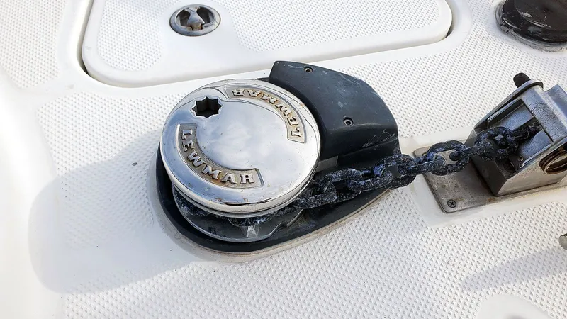 Loon A Sea Yacht Photos Pics Windlass