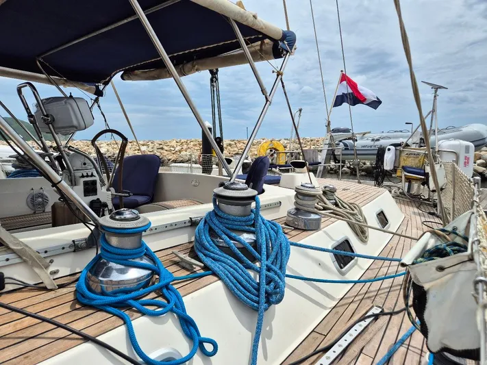 Papermoon Yacht Photos Pics 