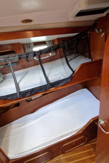 Papermoon Yacht Photos Pics 