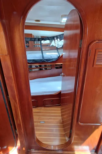 Papermoon Yacht Photos Pics 