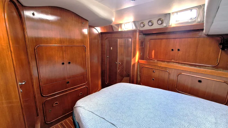 Papermoon Yacht Photos Pics 