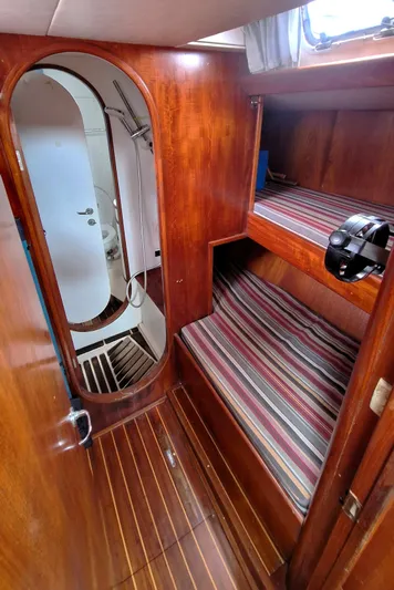 Papermoon Yacht Photos Pics 