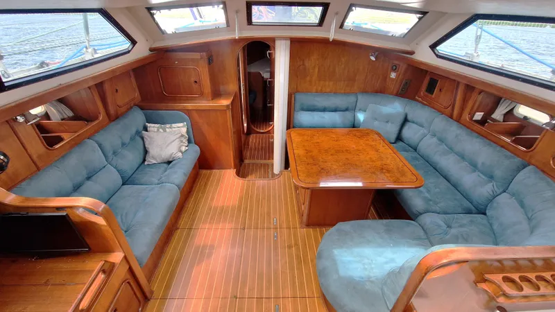 Papermoon Yacht Photos Pics 