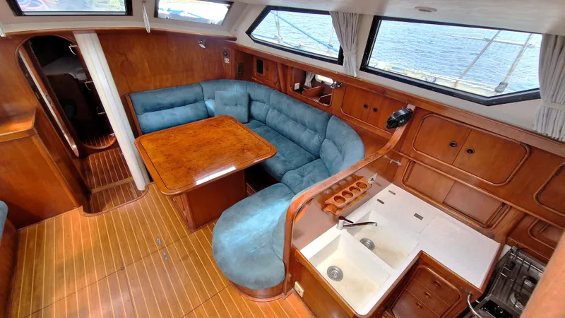 Papermoon Yacht Photos Pics 