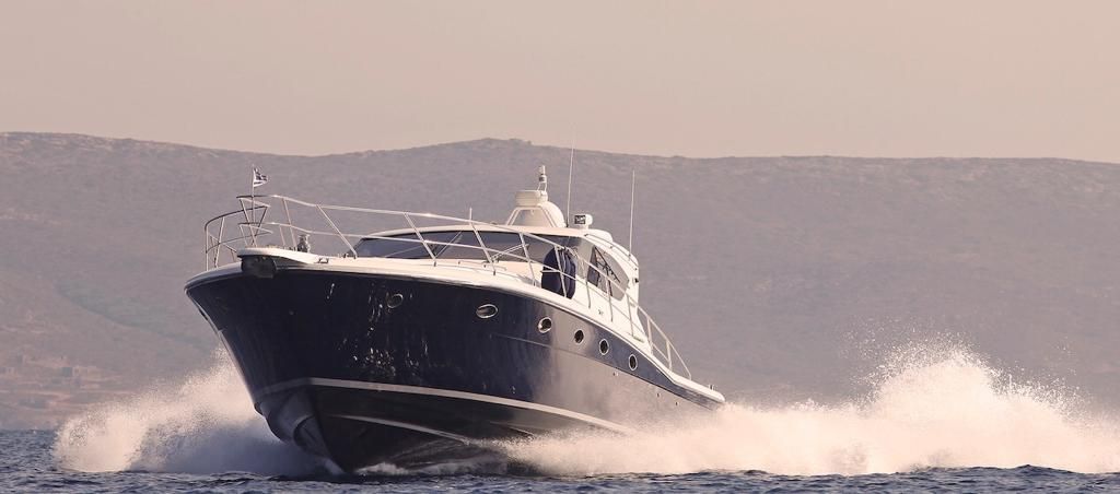 2004 Uniesse 61 