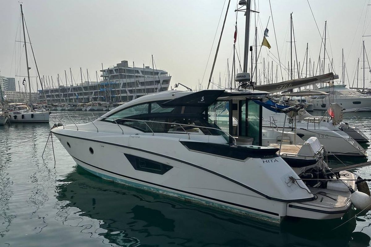 2017 Beneteau 48 