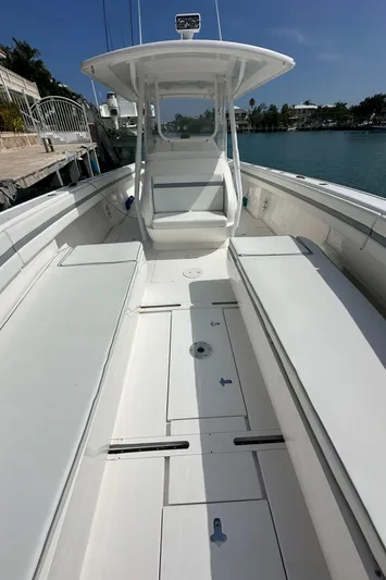  Yacht Photos Pics 2015 Intrepid 400 Center Console boat with spacious deck and sleek design.