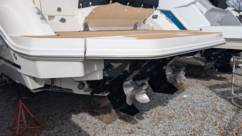  Yacht Photos Pics Rear view of 2024 Sea Ray Sundancer 320 Coupe with dual engines.