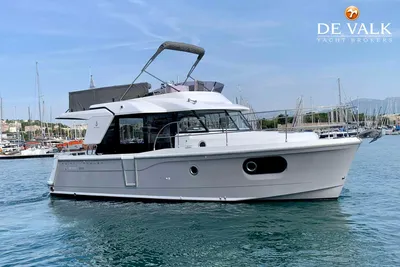 2017 Beneteau Swift Trawler 30