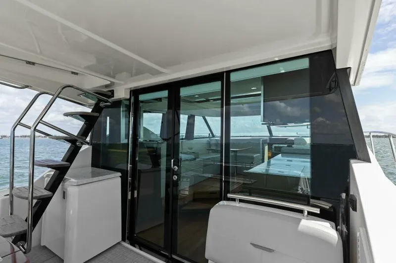 Wild Blue Yacht Photos Pics Cockpit