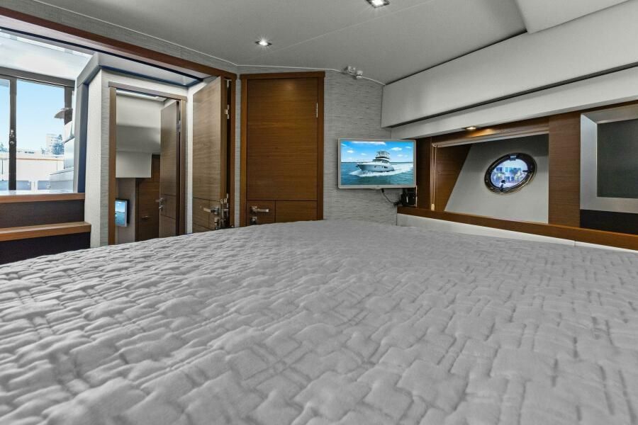 2017 Tiara Yachts 44 