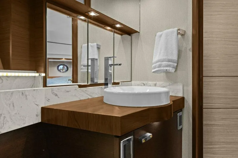 Wild Blue Yacht Photos Pics Master Stateroom  Head